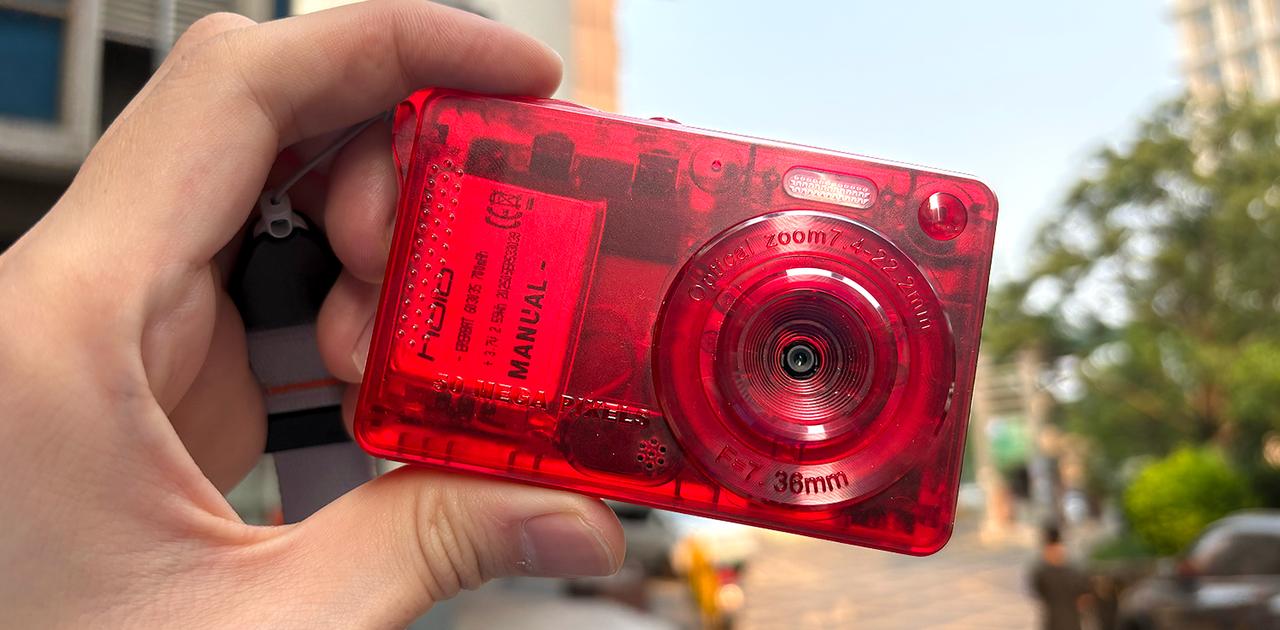 Holo Digital Camera V2 レビュー|Y2Kデザイン・フィルムライク写りを徹底解説【2026年】